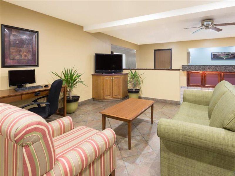 Super 8 By Wyndham Morgantown Hotel Luaran gambar